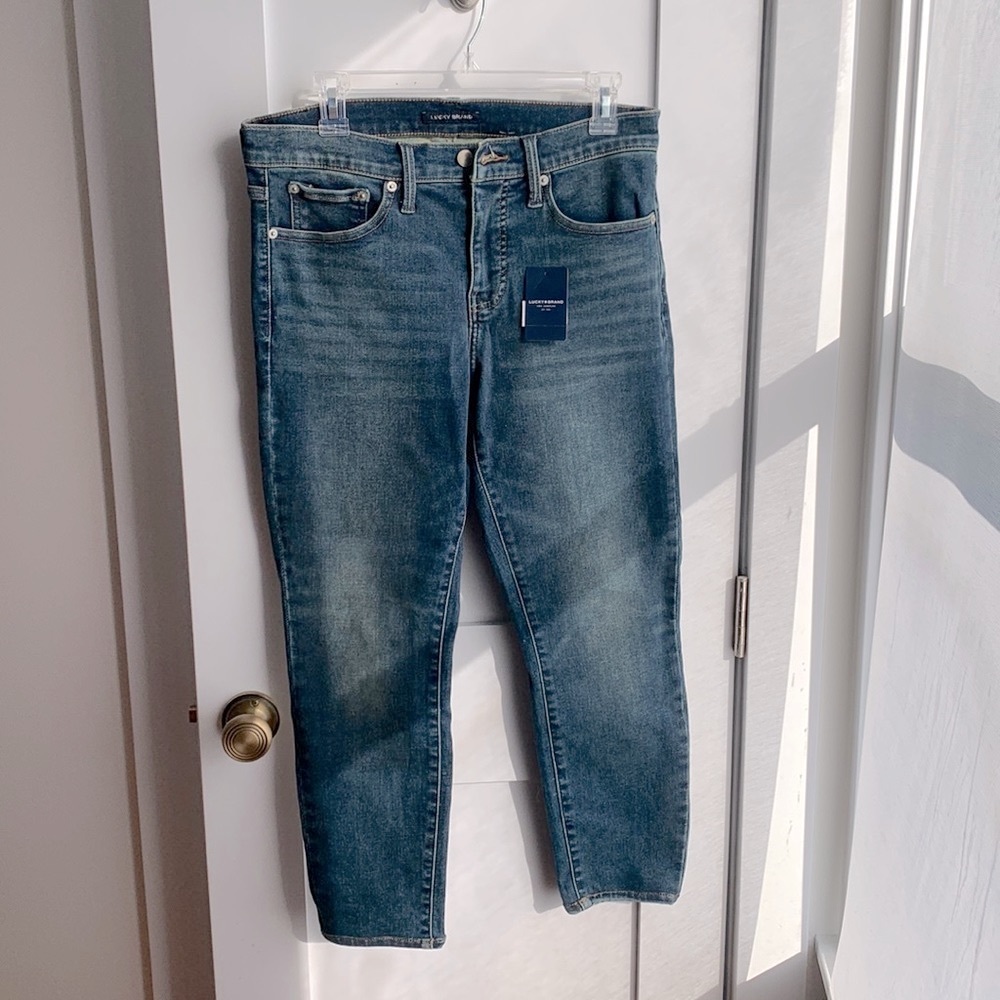 *NWT* Lucky Brand Ava Mid Rise Super Skinny Jeans (Size 30)